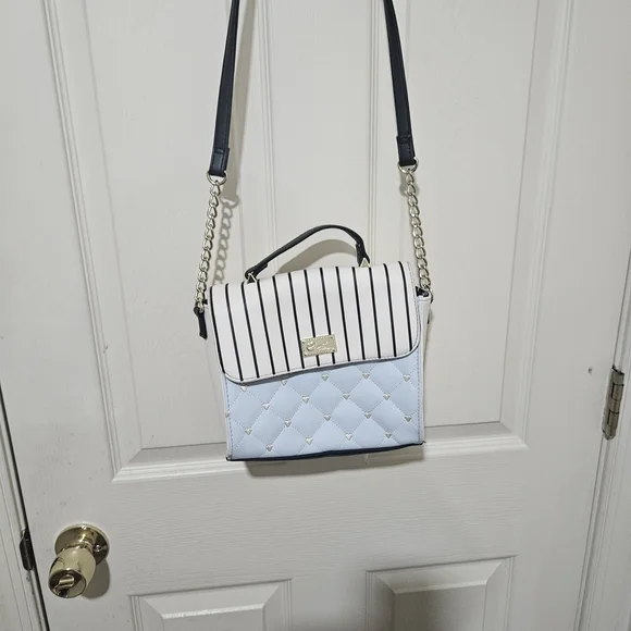 Luv Betsey by Betsey Johnson LBADDY Blue and black quilted crossbody - Picture 2 of 9